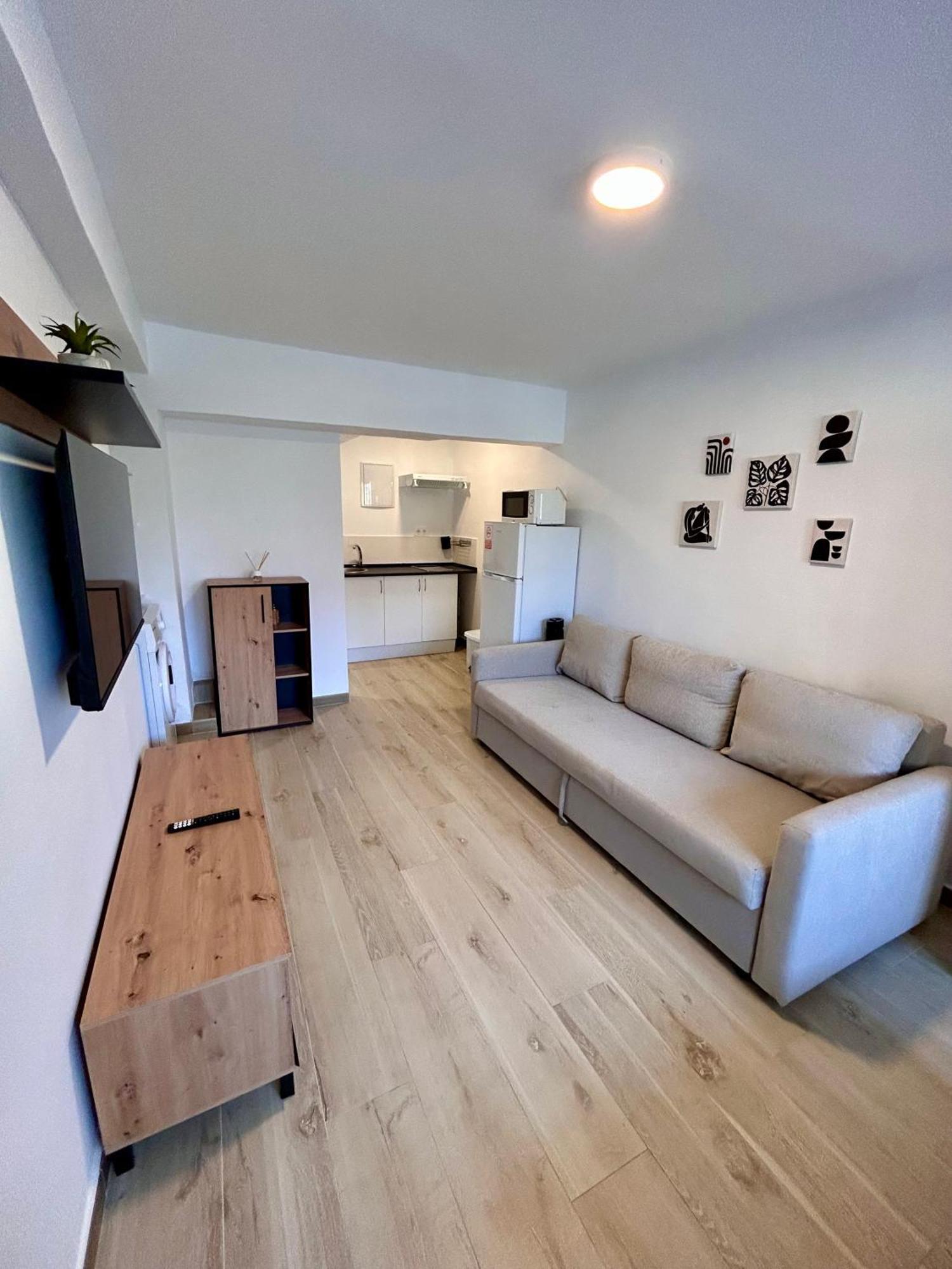 Apartamentos Ribadeo 마드리드 외부 사진