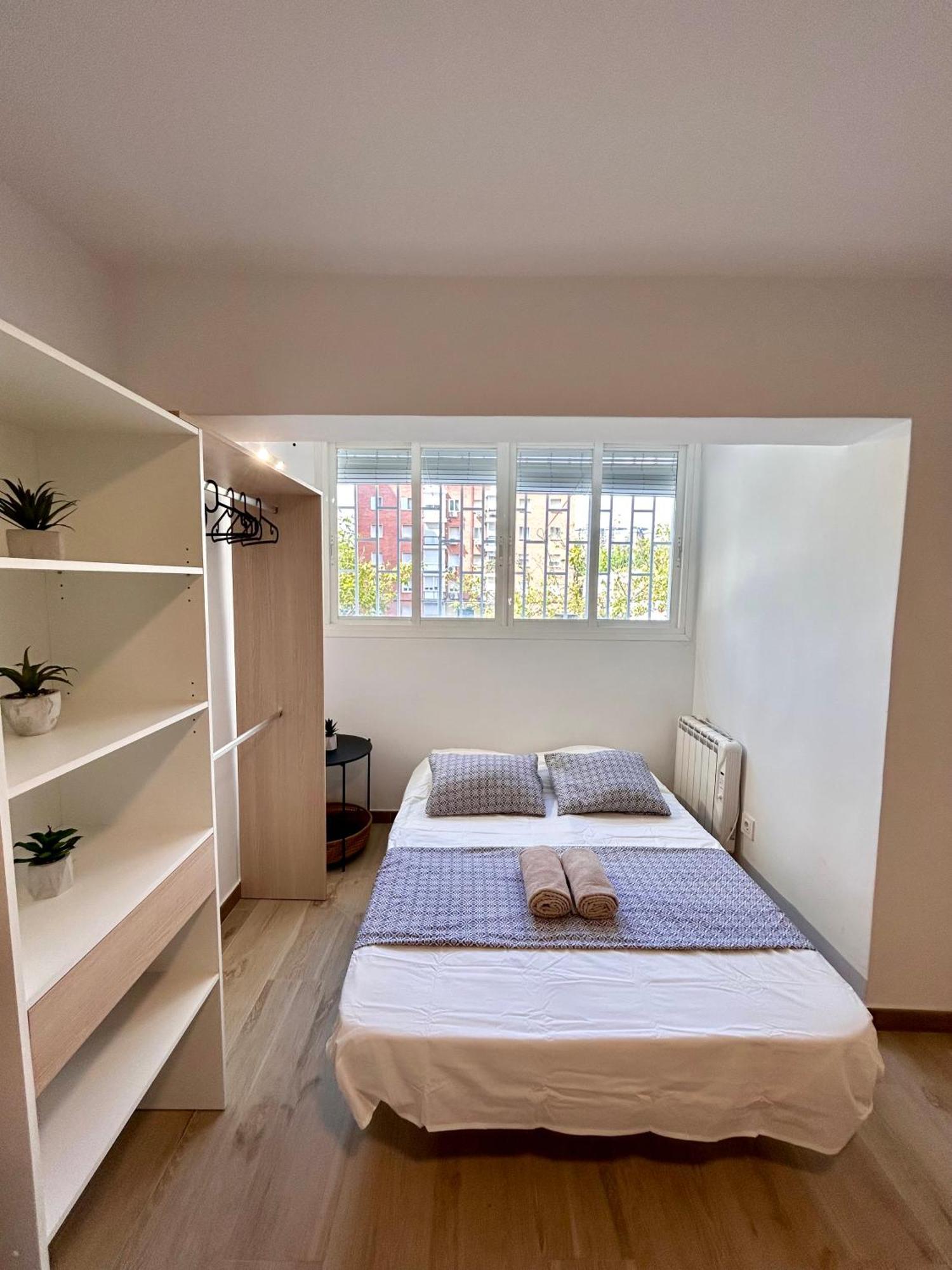 Apartamentos Ribadeo 마드리드 외부 사진